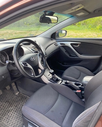 Hyundai Elantra cena 27000 przebieg: 213800, rok produkcji 2012 z Warszawa małe 46
